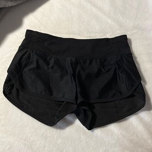 Lululemon run speed shorts size 4